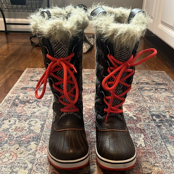 SOREL TOFINO Herringbone Boots - Picture 3 of 7